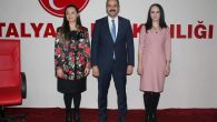 MHP ANTALYA KADIN KOLLARINDA BAYRAK DEĞİŞİMİ